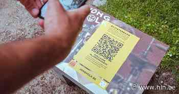 Verrassende dialogen op Zelzaatse luisterbankjes - Het Laatste Nieuws