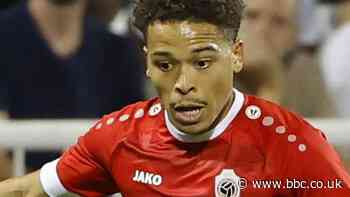 Manuel Benson: Burnley sign Royal Antwerp winger on four-year deal