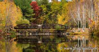 These Swimming Holes In Rhode Island Are Perfect For Summer - TheTravel