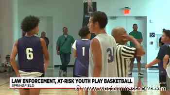 Basketball event brings police and at-risk youth together - Western Massachusetts News