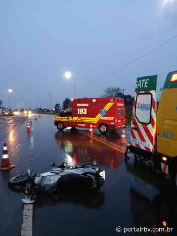 Colisão deixa motociclista gravemente ferido na BR-116 - Rádio Videira - RBV Notícias