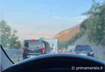 Ciclista investito sulla Statale 36, lunghe code - Prima Merate