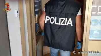 Cagliari, non solo massaggi: la polizia chiude due centri estetici a luci rosse - Italia - Agenzia ANSA