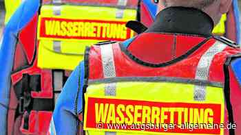 Feuerwehr rettet 61-Jährigen vor dem Ertrinken im Hanreibach in Augsburg