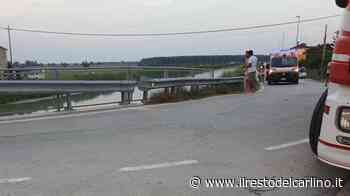 Incidente Ferrara, muore con l'auto nel canale - il Resto del Carlino