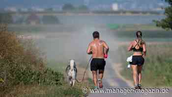 Laufen und Training bei Hitze im Sommer: Laufcoach Sonja von Opel erklärt, wie man bei Hitze am besten läuft