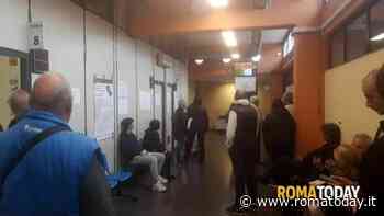 Aggressioni all’ufficio anagrafico, in municipio arriva la vigilanza privata