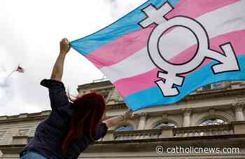 HHS proposal replaces medical ethics with transgender ideology, critics say - Catholic News Service