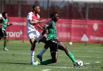 Quatre jeunes pépites signent leur premier contrat professionnel à l'AS Monaco
