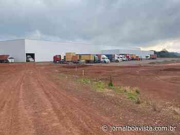 23 carretas chegam em Erechim transportando máquina da Brastelha - Jornal Boa Vista