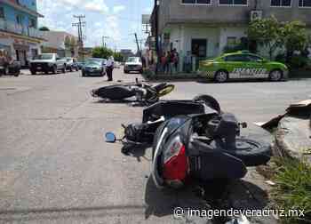 Chocan motocicletas en Tierra Blanca; hay una mujer lesionada - Imagen de Veracruz