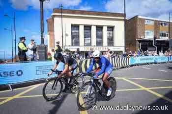 Bumper crowds for Commonwealth Games cycling time trial in Sedgley