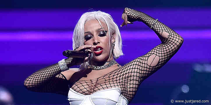 Doja Cat Shaves Off Her Eyebrows & Hair During Instagram Live
