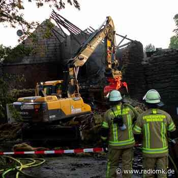 Brand in Iserlohn-Kesbern: Feuerwehr rückt ab, Straße geöffnet - Radio MK