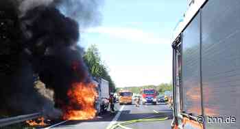 A8 bei Karlsbad: Transporter stand in Flammen - BNN - Badische Neueste Nachrichten