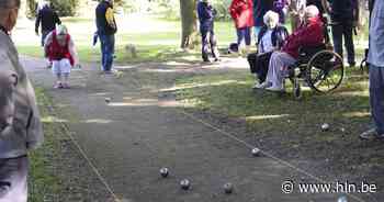 Vijftigplussers bekampen elkaar in regionaal petanquetornooi | Brasschaat | hln.be - Het Laatste Nieuws