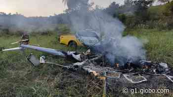 Helicóptero cai e pega fogo em área rural de Loanda; ao menos uma pessoa morreu, diz polícia - Globo.com