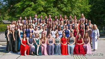 Maria-Ward-Realschule Mindelheim: 70 junge Damen feiern Realschulabschluss - Merkur.de