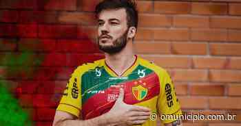 Brusque apresenta nova camisa para a temporada; saiba onde comprar - O Município