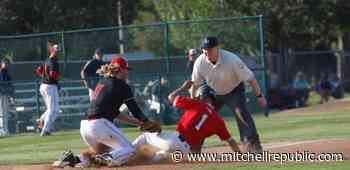 Platte's six-run first inning leads to run-rule win over Aurora in first round of amateur state tourney - Mitchell Republic