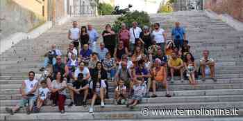 "Noi termolesi: scattiamoci una foto", tutti sulla scalinata del Folklore - Termoli Online