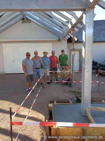 Steinen - Jetzt fehlt nur noch das Glasdach - www.verlagshaus-jaumann.de