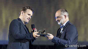 ‘Improvisation, Spontaneity and Vulnerability’: Matt Dillon Gets Lifetime Achievement Award at Locarno before heading to ‘Asteroid City’ - Variety