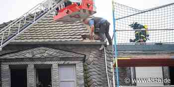 Brände im Kreis Euskirchen: Vernicher Wehr löscht Böschung und Strohmiete - Kölner Stadt-Anzeiger