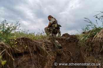 Ukrainian unit digs in for Russian assault on eastern city - St Helens Star