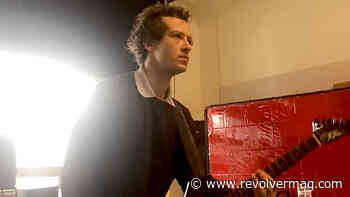 Metallica: See 'Stranger Things' Eddie Munson Actor Practice "Master of Puppets" - Revolver Magazine