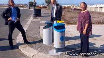 Rifiuti, sul mare di Roma arrivano i nuovi cestini per la raccolta differenziata
