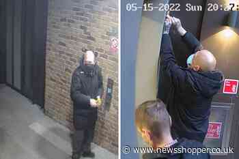 Moulding Lane Lewisham burglaries: Hunt for two men