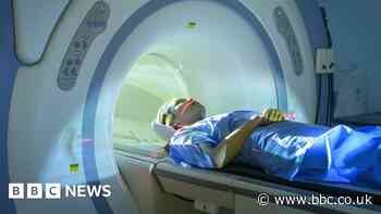 Elgin scanner could help ease pressure on MRI services - BBC