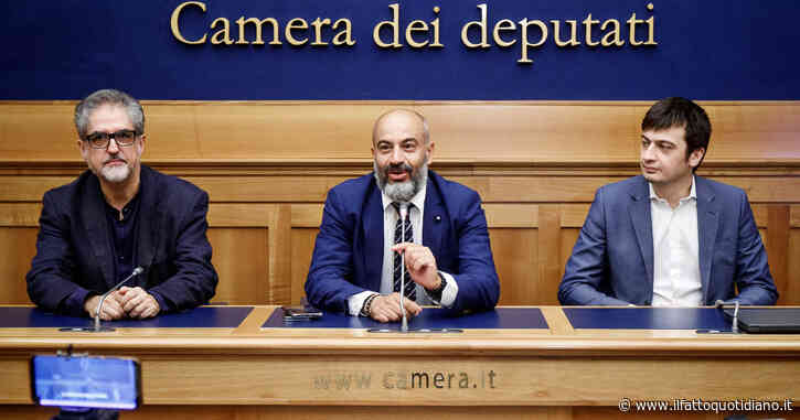 Elezioni, Alternativa rompe l’alleanza con Italexit: l’accordo è durato solo due giorni. “Paragone imbarca fascisti, non ci stiamo”