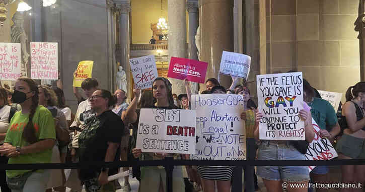 L’Indiana approva il divieto quasi totale dell’aborto. Casa Bianca: “Decisione devastante per i diritti delle donne”