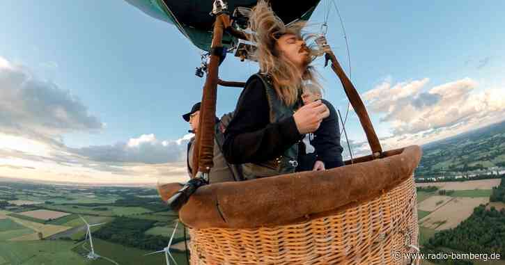 Luftgitarren-Solo in 327 Metern Höhe über Wacken