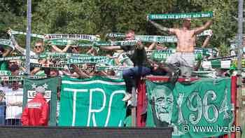 Voller Vorfreude: Chemie Leipzig fährt mit 1000 Fans nach Babelsberg - Leipziger Volkszeitung
