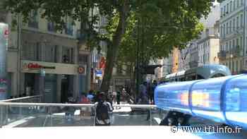 Trois policiers roués de coups à Lyon : "Ce n'est pas du tout étonnant au vu du quartier" - TF1 INFO