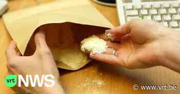 Sociale huisvestingsmaatschappij De Volkswoningen in Dendermonde krijgt poederbrief in de bus - VRT NWS