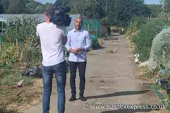 ITV weatherman Alex Beresford visits Haywards Heath allotment to discuss hosepipe ban - SussexWorld