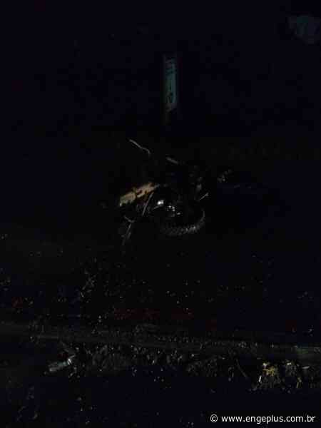 Motociclista morre após colisão com caminhão em Imbituba - Portal Engeplus