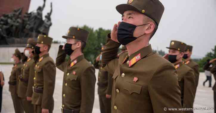 North Korea Reportedly Ready to Send 100,000 Troops Storming Into Ukraine