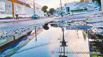 Tira impuestos alcalde; fugas en avenida recién pavimentada en Cuernavaca - Diario de Morelos