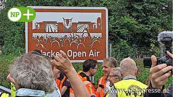 Springe: Schilder-Lange aus Völksen gestaltet Tafel für Wacken Open Air - Neue Presse