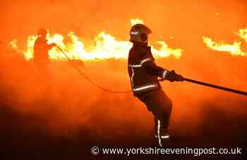 Pontefract fire: West Yorkshire firefighters attend blaze last night in Wakefield - Yorkshire Evening Post