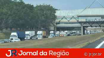 Capotamento provoca congestionamento na Bandeirantes - JORNAL DA REGIÃO - JUNDIAÍ