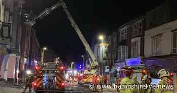 Fire crews tackle late-night blaze in Kingston Road, Portsmouth - latest updates - Hampshire Live