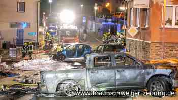 Auto explodiert nach Unfall im Erzgebirge
