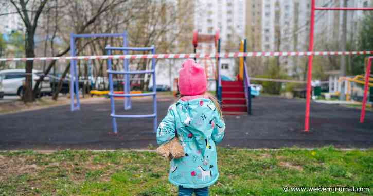 Toddler Finds Fentanyl Pill During Playground Trip, Parents Take Immediate Action After He Turns Blue
