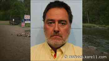 Suspect in Apple River stabbing hires prominent self-defense attorney